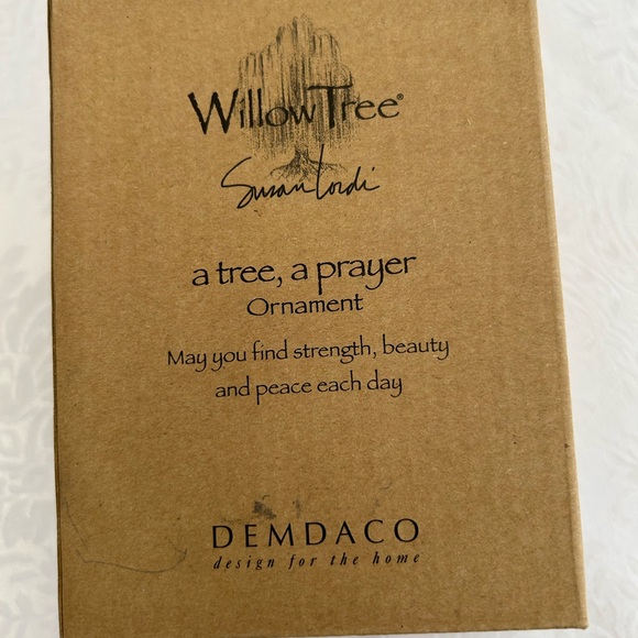 4 Willow Tree Figurines - Picture 12 of 12